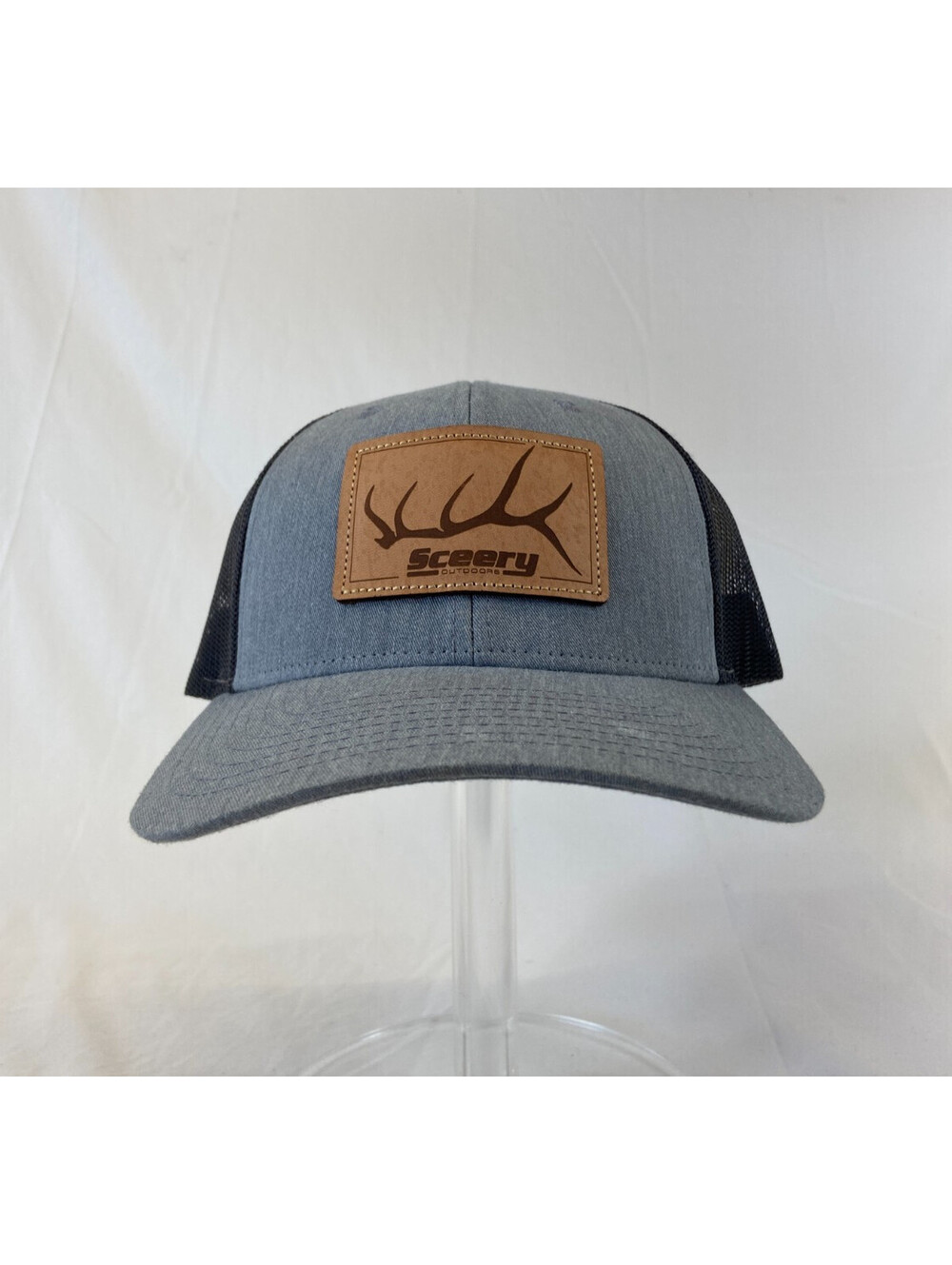 Sceery Outdoors Baseball Cap Snapback Hat Mesh Back Antler Rack MD/LG Work Wear